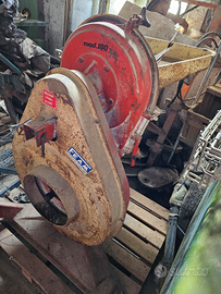 MULINO per cereali da trattore