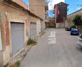 2 Garage [Rif: C-205]