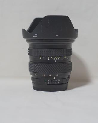 Obiettivo Tokina AF 19-35mm f/3.5-4.5 per Nikon F