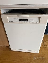 lavastoviglie miele.