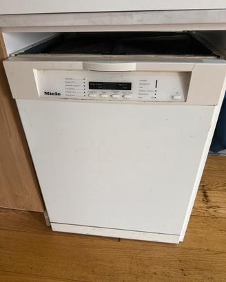 lavastoviglie miele.