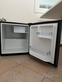Mini frigobar nero