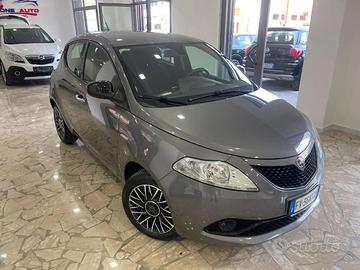 LANCIA Ypsilon 1.2 69 CV 5 porte GPL Ecochic Gol