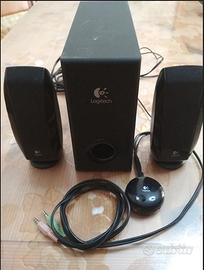 Logitech S-220 Speaker System
