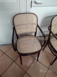 Set di due sedie in legno e vimine