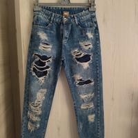 pantaloni 