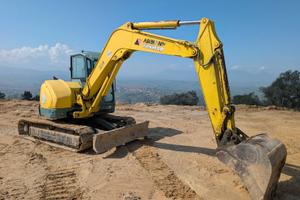 Escavatore yanmar Vio 75