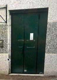 PORTONE A LIBRO
