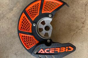 Paradisco anteriore acerbis