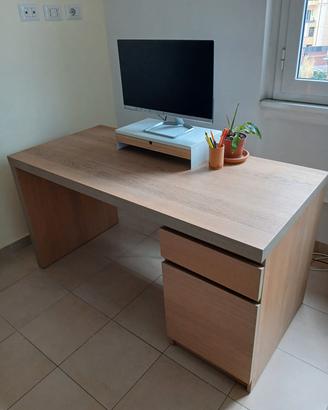 Scrivania IKEA MALM – effetto legno