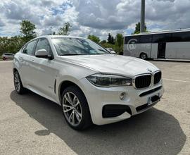 BMW X6M 30d 258CV