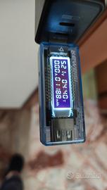 Tester per caricabatterie USB voltmetro