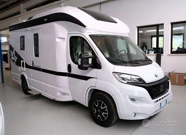 Altro Carbon 645 Custom