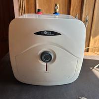 Scalda acqua elettrico Ariston Storm 30l