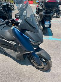 SCOOTER X MAX 300
