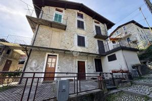 CASA SEMINDIPENDENTE A SONDRIO