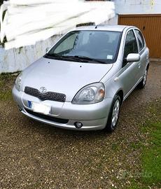 Toyota Yaris 2001