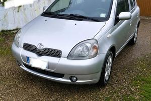 Toyota Yaris 2001
