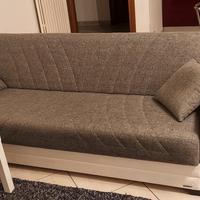 Divano letto in ecopelle e tessu