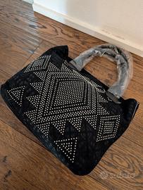 Borsa Pinko