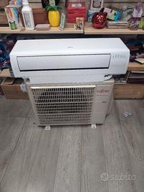 Fujitsu climatizzatore caldo freddo 12000 btu r32
