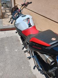 Suzuki GSR 600