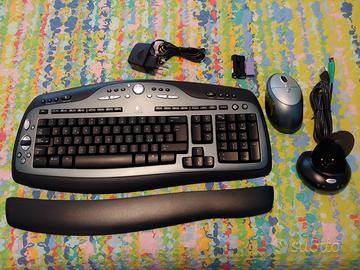 Tastiera e mouse cordless