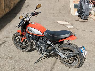 ducati scrambler icon 800