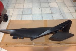 carena carbonio originale KTM 1390 superduke NUOVA