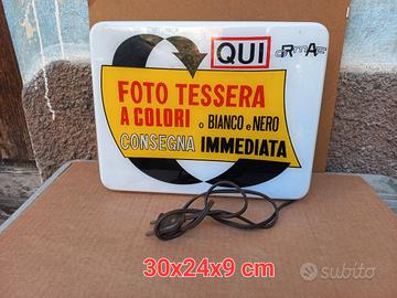 Insegna L'uminosa vintage pubblicitaria 