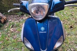 piaggio liberty 200