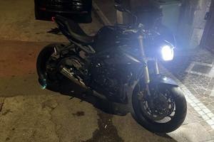 Triumph 675 street triple