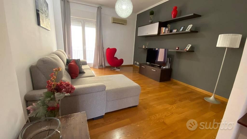 Appartamento di 109 m² con 4 locali a Palermo - Altro