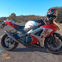 Suzuki GSX r 1000 edizione speciale 