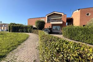2 LOCALI A PONSACCO