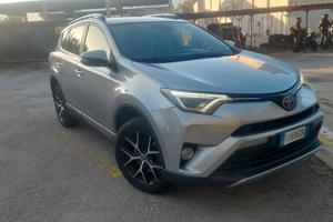 Rav 4 lounge