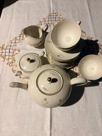 Servizio da the  per 12 persone in Porcellana