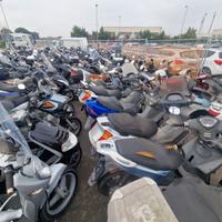 STOCK MASSIVO SCOOTER E MOTO – ALL'INGROSS