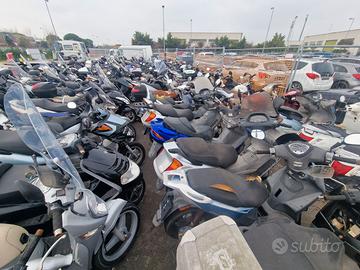 STOCK MASSIVO SCOOTER E MOTO – ALL'INGROSS