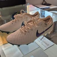 NIKE TIEMPO PEARL N.40
