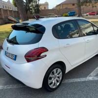 Peugeut 208 1600 110 cv d