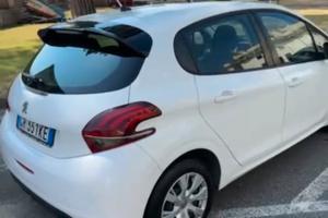 Peugeut 208 1600 110 cv d