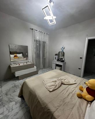 Camera da letto completa