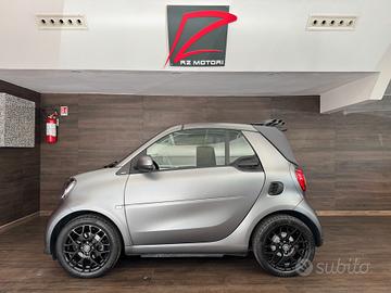 Smart ForTwo 70 1.0 twinamic cabrio Suitegrey Grey