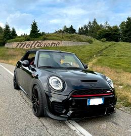MINI John Cooper Works Cabrio F57