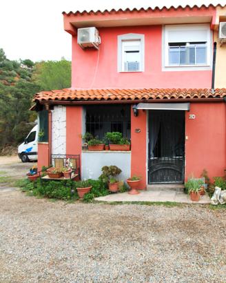 Indipendente nella natura a 15 minuti dal mare