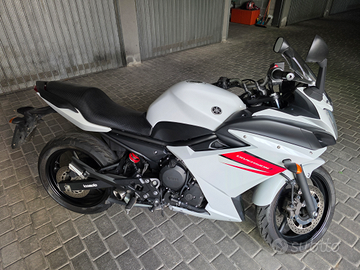 Yamaha XJ6 Diversion F