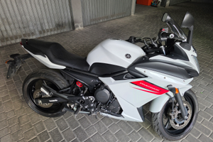 Yamaha XJ6 Diversion F