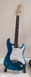 Fender Stratocaster Made in Japan Azzurra.