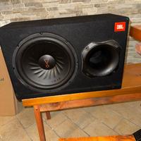 Subwoofer jbl per auto